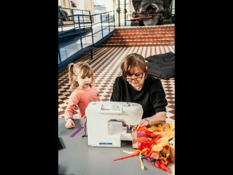 Flags Parade_LR_©Eline Dresselaerts (8).jpg